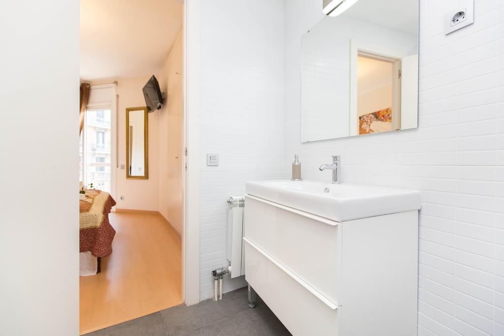 Stay Barcelona Central Apartments Zewnętrze zdjęcie