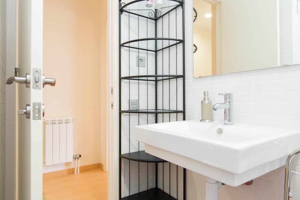 Stay Barcelona Central Apartments Zewnętrze zdjęcie